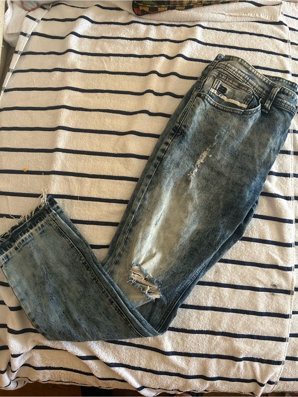 Men's Distressed Light Blue Jeans